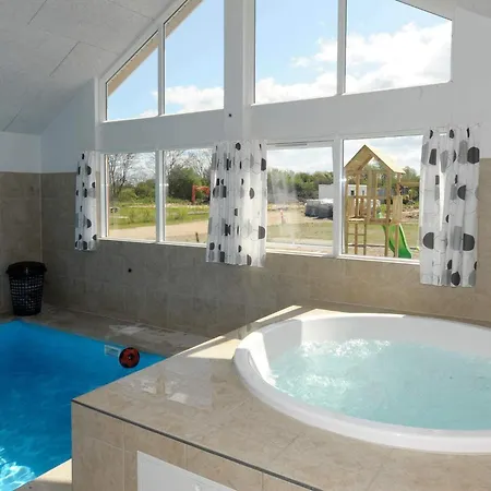 Сasa de vacaciones Luxury Pool Retreat In - By Traum *