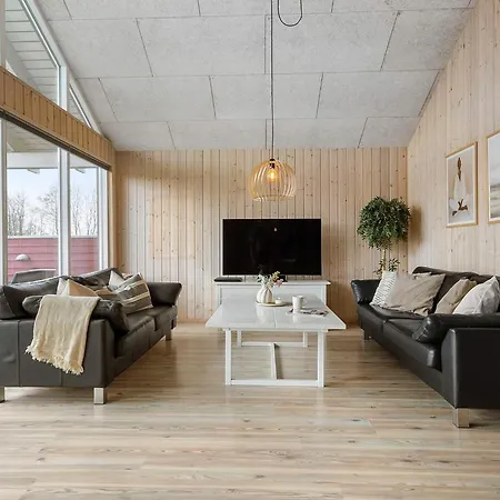 Luxury Pool Retreat In - By Traum