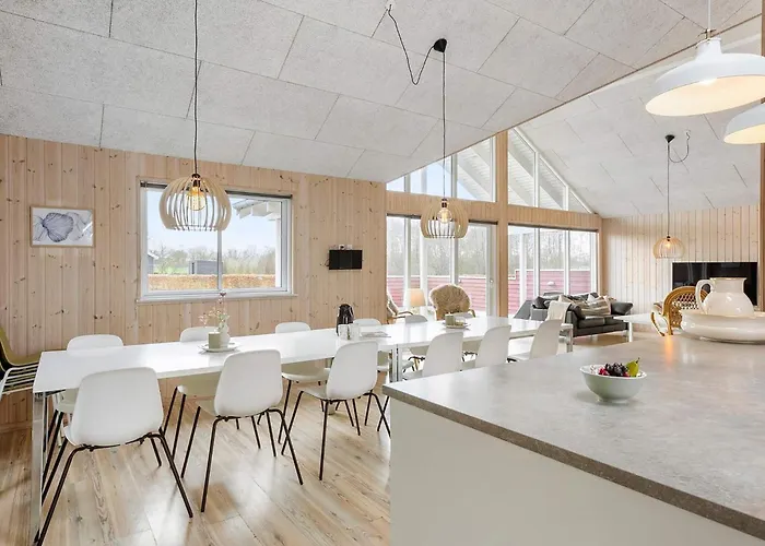 Luxury Pool Retreat In - By Traum